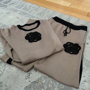 Two pieces Woman’s set